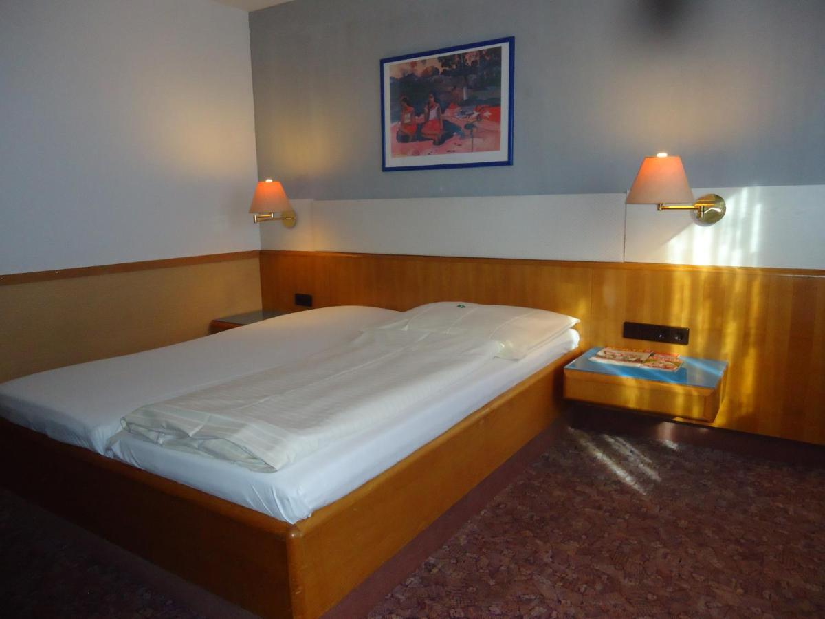 Enjoyhotel Garni Korntal Stuttgart B&B Εξωτερικό φωτογραφία
