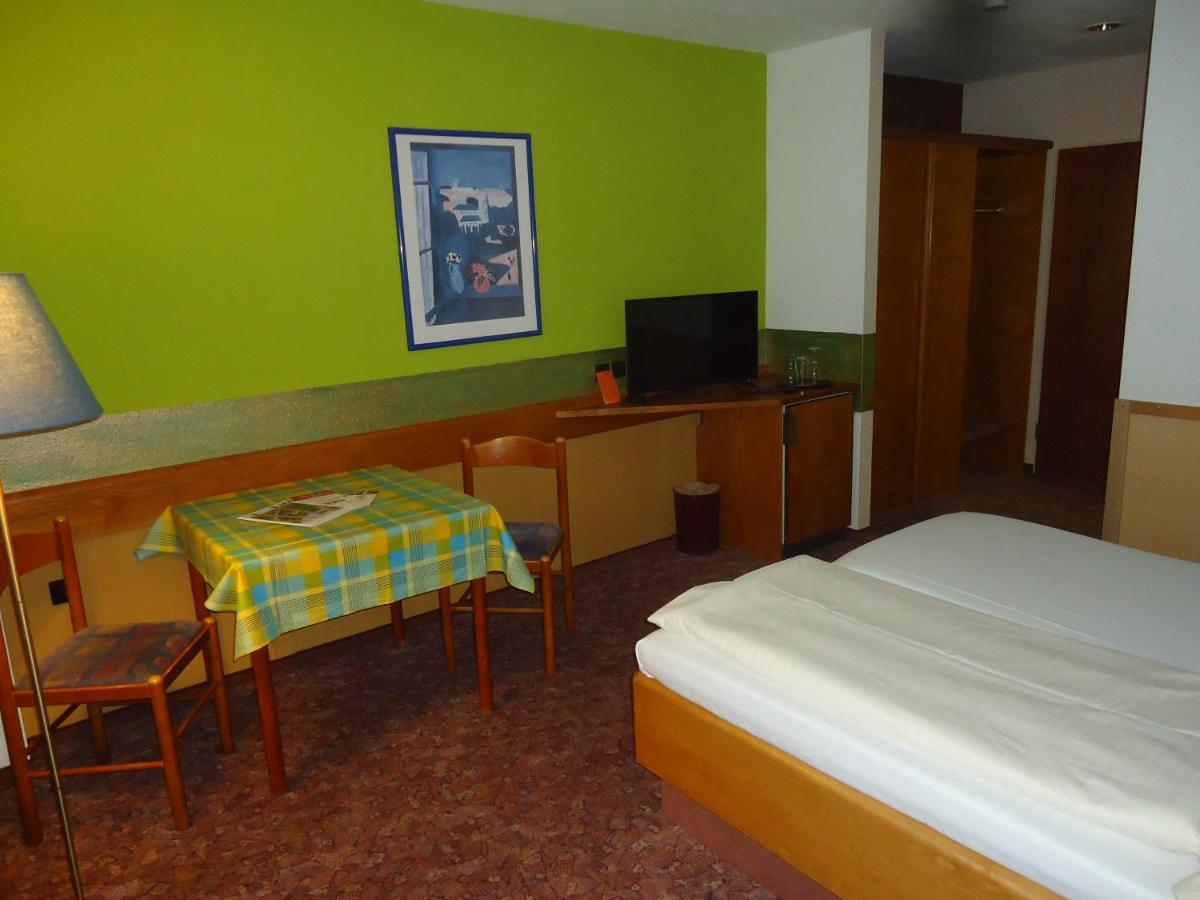 Enjoyhotel Garni Korntal Stuttgart B&B Εξωτερικό φωτογραφία